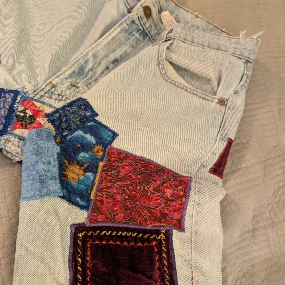 Levi's 505 Patchwork Embroidered Jeans - Picture 6 of 13